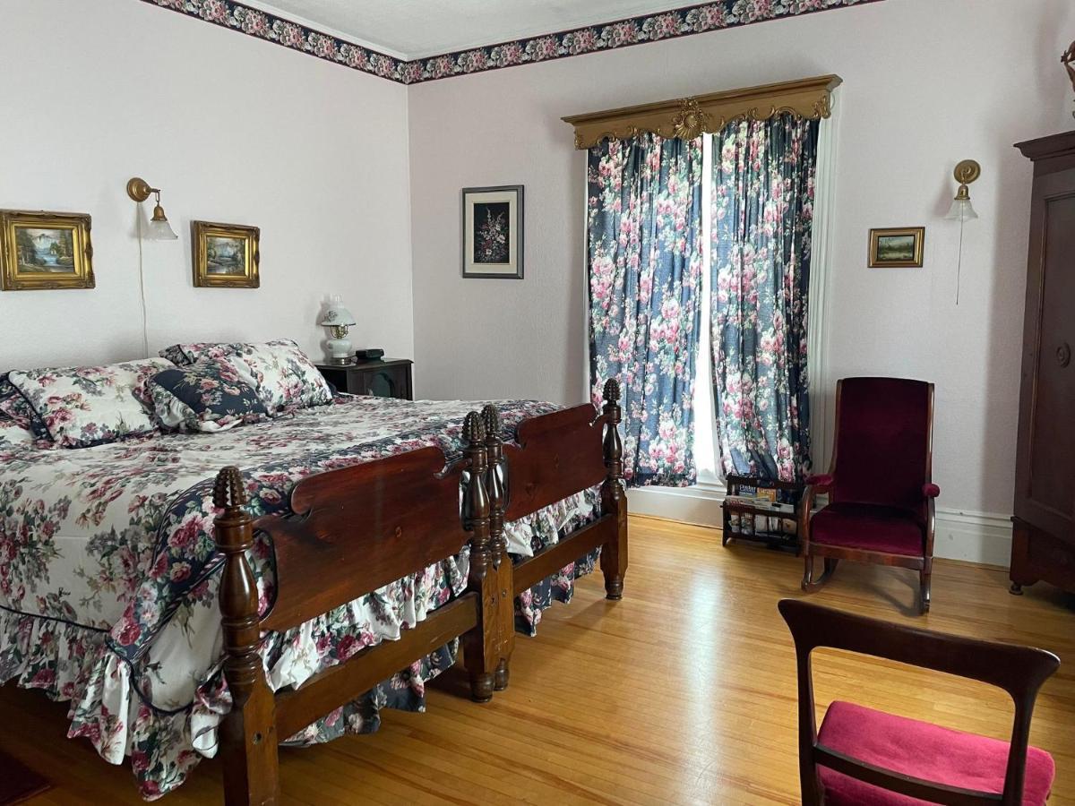 Marshlands Inn Sackville Oda fotoğraf