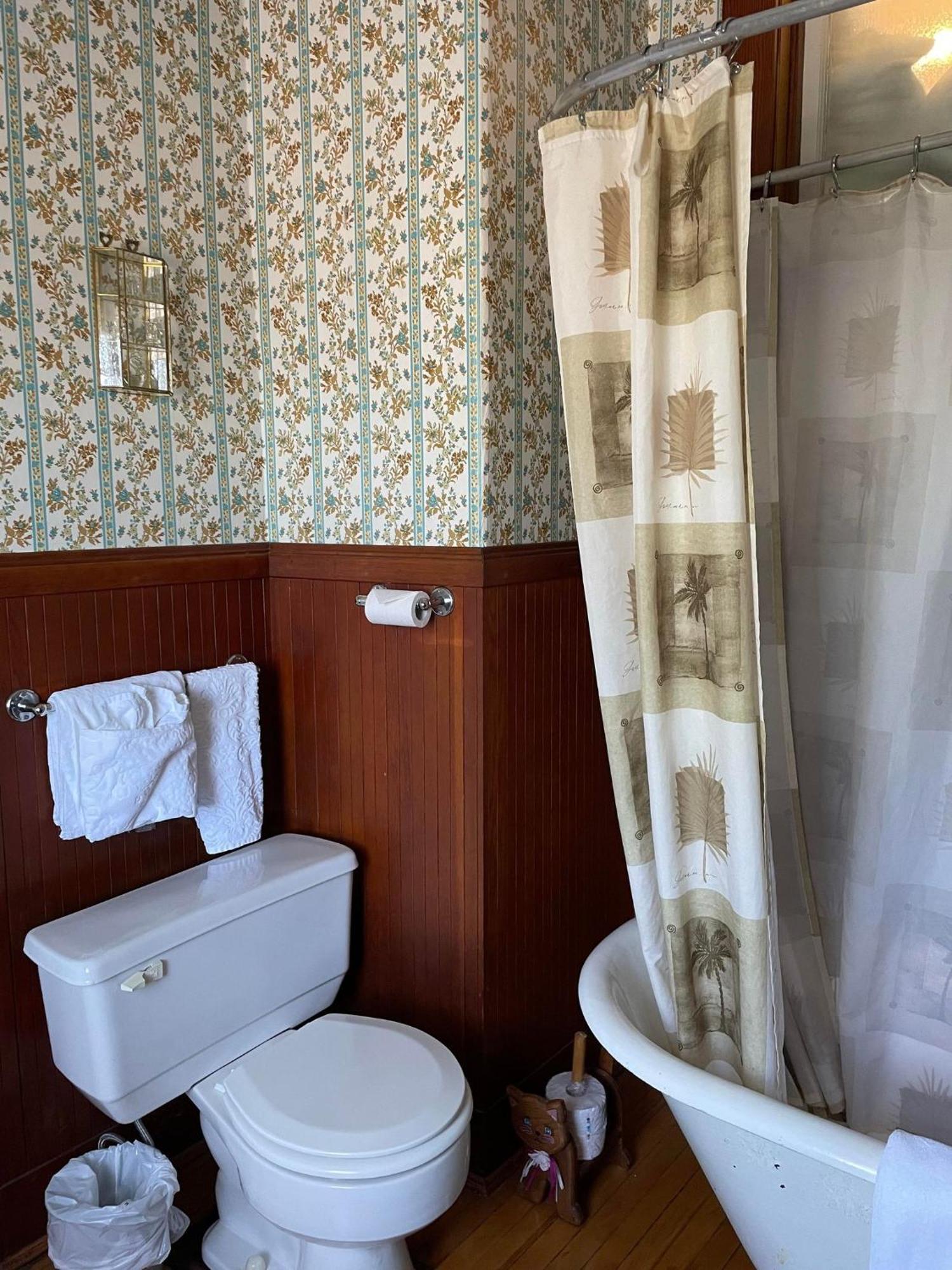 Marshlands Inn Sackville Oda fotoğraf
